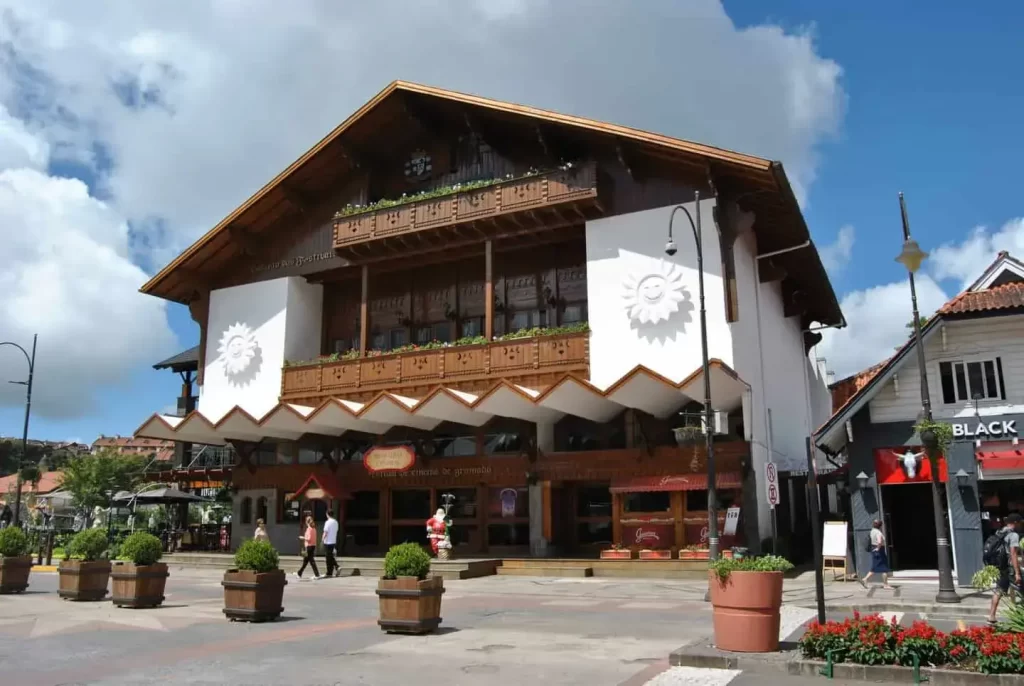 Palácio dos festivais onde acontece o Festival de Cinema de Gramado de 2025